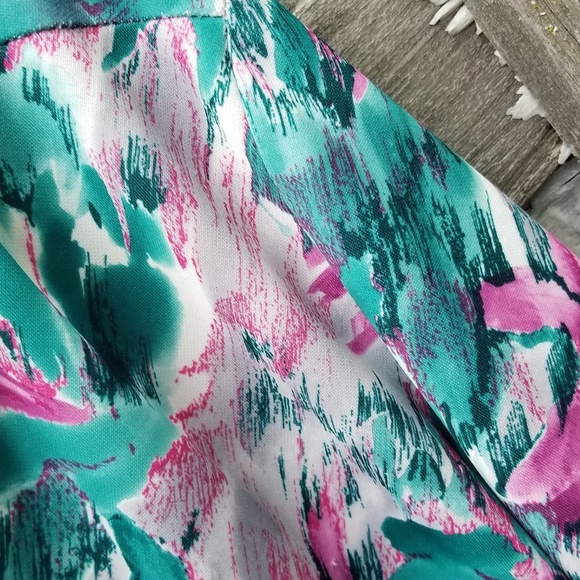 Vintage Abstract Floral Long Sleeve Blouse - Picture 4 of 4